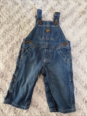 6m Vintage Osh Kosh Blue Denim Piece with Yellow Osh Kosh Patch